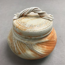Load image into Gallery viewer, Hand Crafted Lidded Jar W/ Twisted Handle (5")
