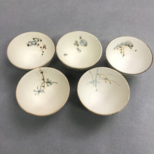 Load image into Gallery viewer, Vintage Signed Pottery Bowl Set of 5 with Blue Flowers (2x4)
