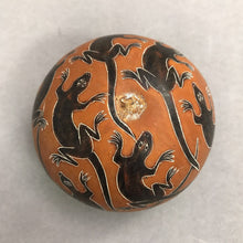 Load image into Gallery viewer, Vintage Signed Hand Painted Lizards Small Gourd Peru (3")

