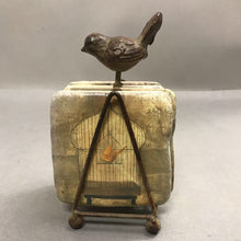 Load image into Gallery viewer, Rustic Metal Bird Coaster Holder Set of 4 (6")
