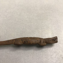 Load image into Gallery viewer, Vintage Hand Carved Africa Spoon Alligator Handle (6")
