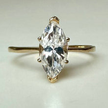 Load image into Gallery viewer, 14K Gold Marquis Cubic Zirconia Engagement Ring sz 9 (1.9g)
