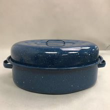 Load image into Gallery viewer, Vintage Blue White Speckled Enamel Roasting Pan Lid Turkey Roaster USA (16x12x7)
