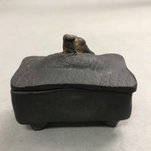 Load image into Gallery viewer, Hand Crafted Ceramic Trinket Box (3x3x1.5)
