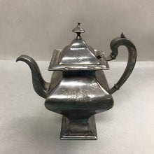 Load image into Gallery viewer, Victor Silver Co SIlverplate Teapot (10")
