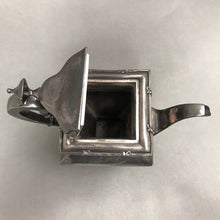 Load image into Gallery viewer, Victor Silver Co SIlverplate Teapot (10")
