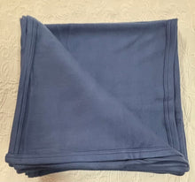 Load image into Gallery viewer, Grand Elegance Blue Queen Super Soft Blanket (90x90)

