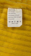 Load image into Gallery viewer, LoveHome Yellow Throw Blanket (39x59)
