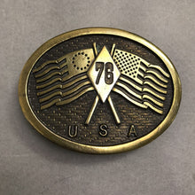 Load image into Gallery viewer, Vintage USA Brass Bicentennial Belt Buckle(3.5")
