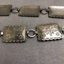 Load image into Gallery viewer, Vintage Concho Belt Silver Tone Southwestern Western Style Chain Link (28")
