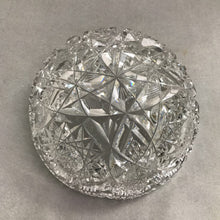 Load image into Gallery viewer, Cut Clear Glass Serving Bowl (4x8x8)
