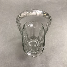 Load image into Gallery viewer, Clear Etched Glass Basket (9x6x3.5)
