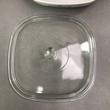 Load image into Gallery viewer, Corning Ware Blue Cornflower 10" Casserole / Baking Dish w/ Lid (~2x10x9.75)
