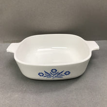 Load image into Gallery viewer, Corning Ware Blue Cornflower 1Qt Baking Dish (~2x7)
