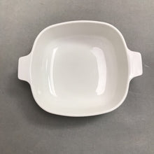 Load image into Gallery viewer, Corning Ware Blue Cornflower 1Qt Baking Dish (~2x7)
