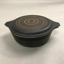 Load image into Gallery viewer, Pyrex Terra (Black &amp; Brown Stripes) Casserole Bowl #471 (1 Pint) (~2x6)(
