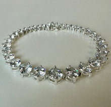 Load image into Gallery viewer, Sterling Graduated Rhinestone Tennis Bracelet NIB (7")
