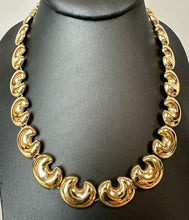 Load image into Gallery viewer, Vintage Goldtone Puffed C Link Modernist Collar Necklace (18")

