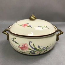 Load image into Gallery viewer, Vintage Lincoware Enamelware Casserole Pot (13x4)

