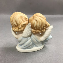 Load image into Gallery viewer, Vintage Tilso Porcelain Double Angel Cherub Figurine (5")

