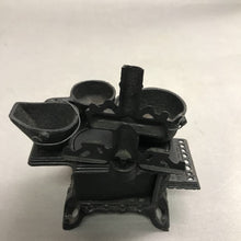 Load image into Gallery viewer, Vintage Cast Iron Queen Miniature Wood Burning Stove Salesman Sample w/ Accessories (3x5)
