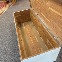 Load image into Gallery viewer, Cedar Lined Trunk (21x58x22)
