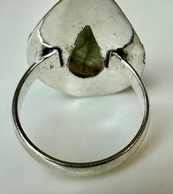 Load image into Gallery viewer, Silver Plated Labradorite Ring sz 9
