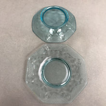 Load image into Gallery viewer, Anchor Hocking Mayfair Blue Glass Open Rose Bowl w/Under Plate (7")
