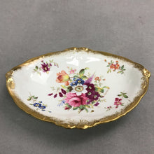 Load image into Gallery viewer, Vintage Hammersley English Bone China Lady Patricia Oval Dish (6x5)
