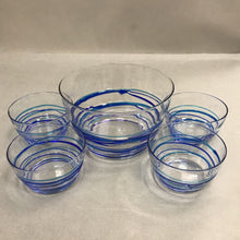 Load image into Gallery viewer, Glass 5 Piece Salad Bowl Set with Blue Swirls (8")
