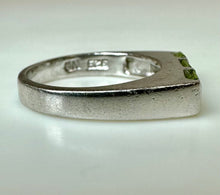 Load image into Gallery viewer, Sterling Peridot 3-Stone Ring sz 6
