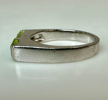 Load image into Gallery viewer, Sterling Peridot 3-Stone Ring sz 6
