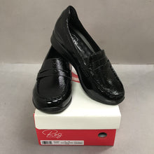 Load image into Gallery viewer, NEW Ladies Ros Hommerson Black Dannon Loafers Size 7.5
