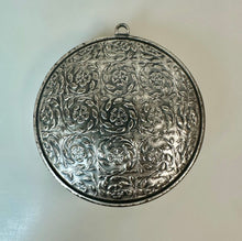 Load image into Gallery viewer, Antique STR Washington Irving Silvertone Souvenir Powder Compact Mirror (2")
