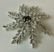 Load image into Gallery viewer, Vintage Sarah Cov Evening Snowflake Brooch Pin (3")

