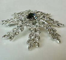 Load image into Gallery viewer, Vintage Sarah Cov Evening Snowflake Brooch Pin (3")
