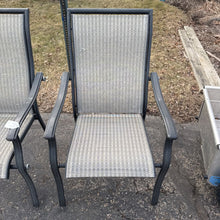 Load image into Gallery viewer, Patio Chair (41x26x27)

