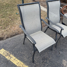 Load image into Gallery viewer, Patio Chair (41x26x27)
