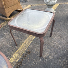 Load image into Gallery viewer, Patio Square Metal/Glass End Table (18x19x19)
