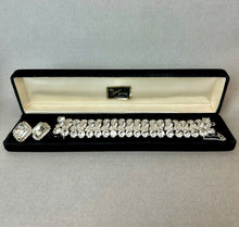 Load image into Gallery viewer, Vintage Eisenberg Ice Clear Rhinestone Bling Statement 7.25" Bracelet &amp; Clip Earrings Set
