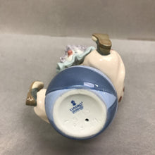 Load image into Gallery viewer, Vintage Lladro Having a Ball Figurine, clown sitting on ball, #5813, Spain, 1991 (7")
