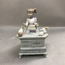 Load image into Gallery viewer, Lladro Figurine Birthday Party (9")
