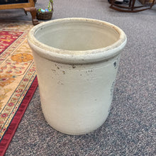 Load image into Gallery viewer, Western Stoneware Co Monmouth IL 10 Gallon Crock (18x16)
