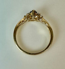 Load image into Gallery viewer, 14K Gold Sapphire Ring sz 7 (2.3g)
