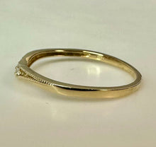 Load image into Gallery viewer, 14K Gold Diamond Ring sz 7.5 (1.2g)
