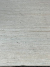 Load image into Gallery viewer, Ivory 100% Cotton Rug (5x8)

