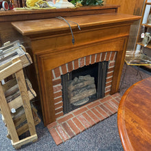 Load image into Gallery viewer, Electric Fireplace (41x49x15)
