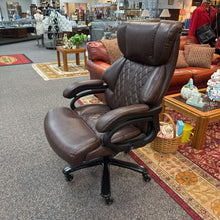 Load image into Gallery viewer, Brown Executive Office Chair (48x28x32)
