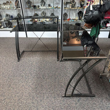 Load image into Gallery viewer, Metal / Glass L Desk (37x59x57)
