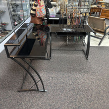 Load image into Gallery viewer, Metal / Glass L Desk (37x59x57)
